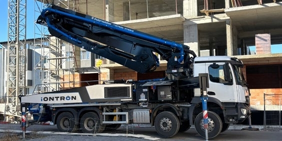 Premieră în România prin Genco '93 - Putzmeister BSF iONTRON Hybrid - Prima pompă de beton fără emisii