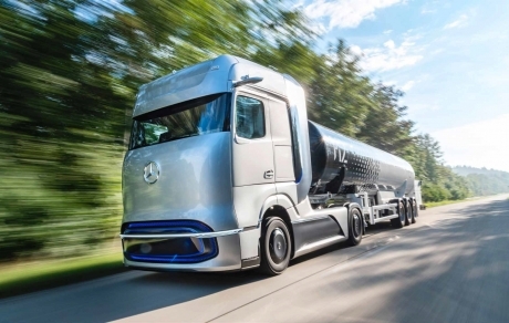 GREII INDUSTRIEI AUTO ÎȘI UNESC FORŢELE PENTRU DEZVOLTAREA SISTEMELOR DE TRANSPORT ALIMENTATE CU HIDROGEN