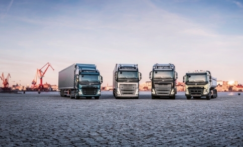 VOLVO TRUCKS LANSEAZĂ O NOUĂ GENERAȚIE DE AUTOCAMIOANE PENTRU TRANSPORTUL GREU, PROIECTATĂ ÎN JURUL ȘOFERULUI