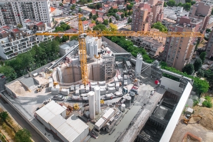 Grand Paris: Delivery of the tenth Liebherr 1000 EC-H 40 High-Top crane within two years 