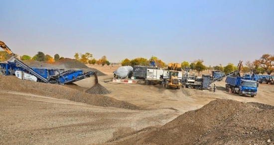 O PIATRĂ DE HOTAR PENTRU NIGERIA WIRTGEN GROUP ȘI JBN LUCREAZĂ ÎMPREUNĂ PENTRU A IMPLEMENTA UN PROIECT DEMONSTRATIV