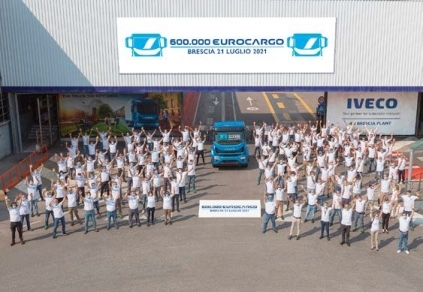 IVECO ANUNŢĂ PRODUCŢIA CAMIONULUI EUROCARGO CU NUMĂRUL 600.000