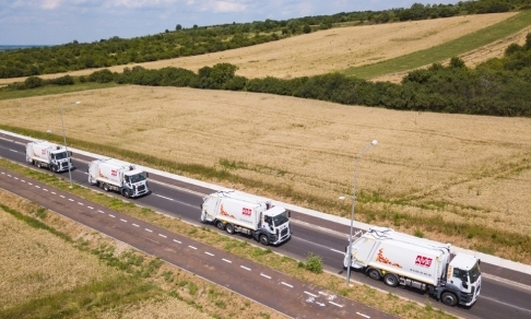 LIDER ÎN SEGMENTUL VEHICULELOR MUNICIPALE, CEFIN TRUCKS A LIVRAT O FLOTĂ DE 35 AUTOGUNOIERE COMPACTOARE FORD TRUCKS CĂTRE COMPANIA AVE BIHOR