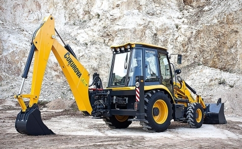 Buldoexcavatorul Çukurova 885, un utilaj premium la un preț corect