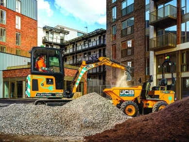 JCB își extinde gama E-TECH de mașini cu emisii zero
