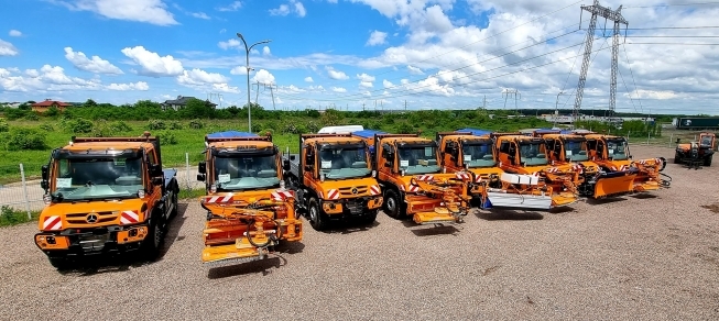 Mercedes-Benz Trucks&Buses România și CTE Solution livrează primele 45 de vehicule multifuncționale Unimog la CNAIR