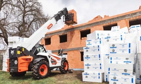 BOBCAT A LANSAT O NOUĂ GENERAŢIE DE MANIPULATOARE TELESCOPICE DIN SERIA R