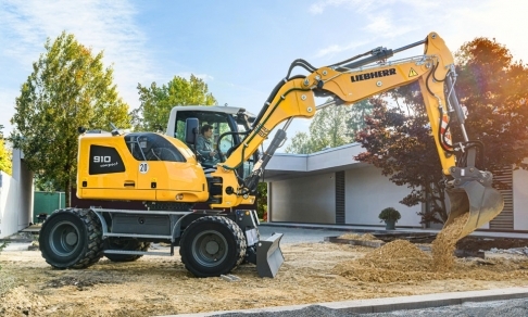 LIEBHERR ÎȘI PREZINTĂ NOILE SALE MODELE DE EXCAVATOARE COMPACTE CU ROȚI, ECHIPATE CU MOTOARE CE RESPECTĂ STANDARDUL DE EMISII UE STAGE V