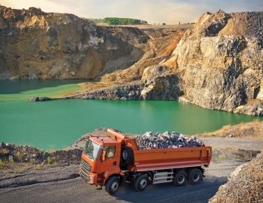 Noua gamă de camioane pentru construcţii FORD TRUCKS F-LINE