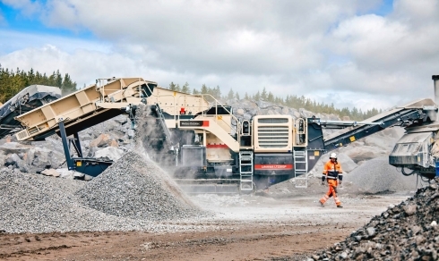 OFERIND PROTECŢIE SUPLIMENTARĂ CELOR MAI VALOROASE BUNURI ALE DUMNEAVOASTRĂ METSO OUTOTEC VĂ ADUCE LINIȘTEA SUFLETEASCĂ
