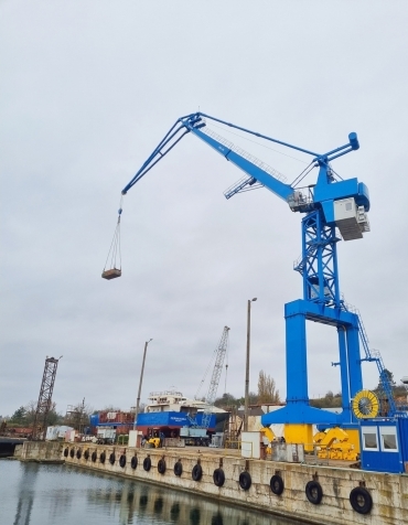 O NOUĂ MACARA PORTIC DE LA  HIAROM INVEST HCS 690 