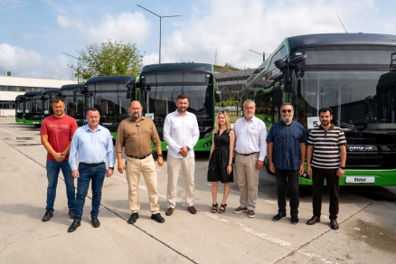 AIC Trucks anunță livrarea a 14 autobuze electrice marca Otokar  către Primăria Reșița