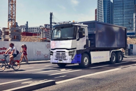RENAULT TRUCKS SE EXTINDE ÎN GAMA E-TECH
