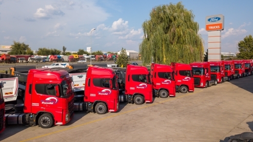 CEFIN TRUCKS ANUNŢĂ LIVRAREA UNEI FLOTE FORD TRUCKS F-MAX CĂTRE EST EUROPA EXPEDIŢII