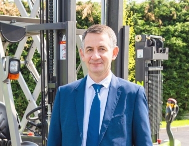 DE LA PROIECTUL DE SUFLET LA O CARIERĂ INTERNAŢIONALĂ